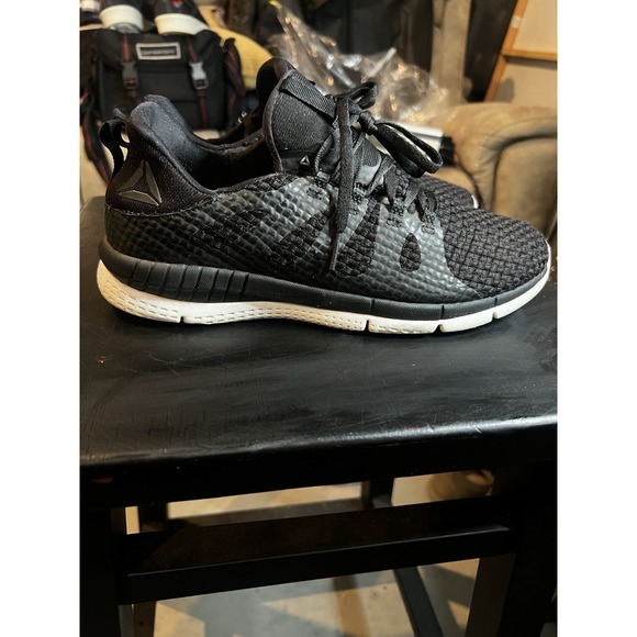 Reebok Shoes - Reebok Zprint Her MTM Black/White Running Shoes Low-Top Lace Up Women's Size 8.5